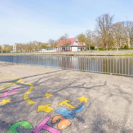 Klimatyczny Apartament Przy Bulwarze Optima Lägenhet Kołobrzeg Exteriör bild