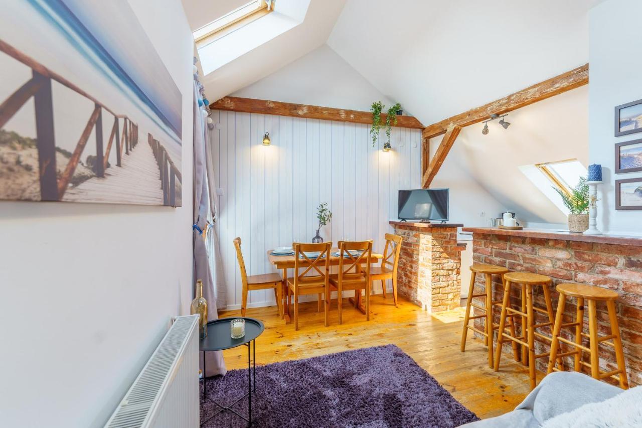 Klimatyczny Apartament Przy Bulwarze Optima Lägenhet Kołobrzeg Exteriör bild