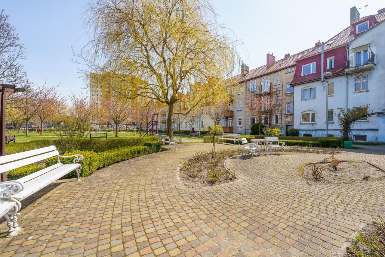 Klimatyczny Apartament Przy Bulwarze Optima Lägenhet Kołobrzeg Exteriör bild